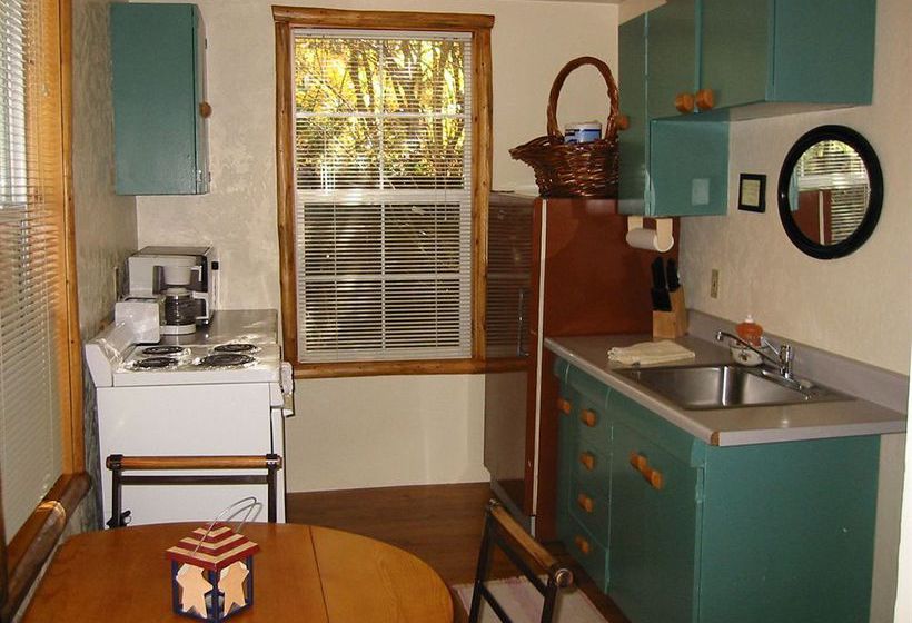 Bed and Breakfast Tahoma Meadows Bed&Breakfast Cottages California