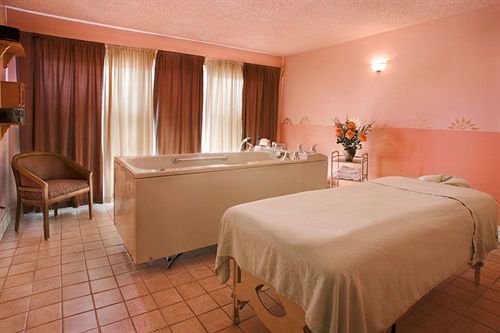 Hotel Tahoe Lakeshore Lodge & Spa  | South Lake Tahoe | California | United States 13