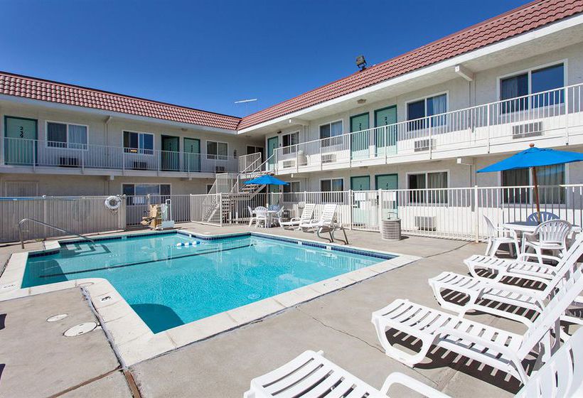 Motel 6 Stockton - Charter Way West  | Stockton | California | United States 17