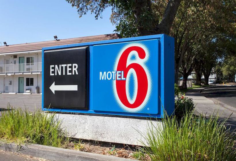Motel 6 Stockton North  | Stockton | California | United States 4