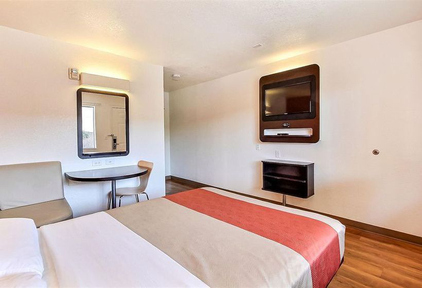 Motel 6 San Jose South  | San Jose | California | United States 17