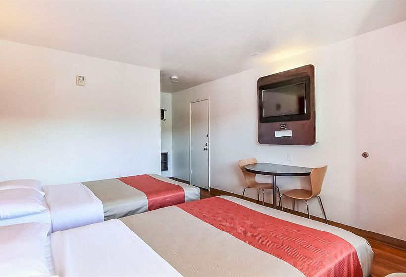 Motel 6 San Jose South  | San Jose | California | United States 9