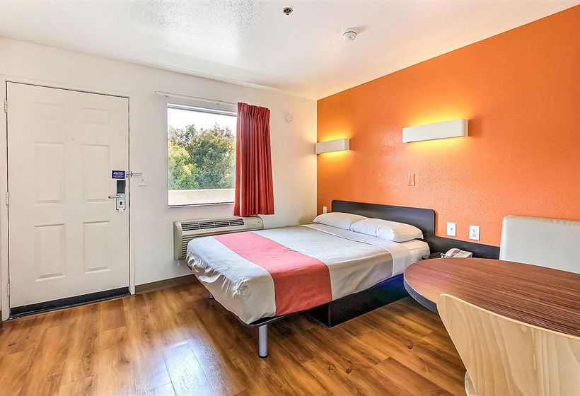 Motel 6 Sunnyvale North  | Sunnyvale | California | United States 13