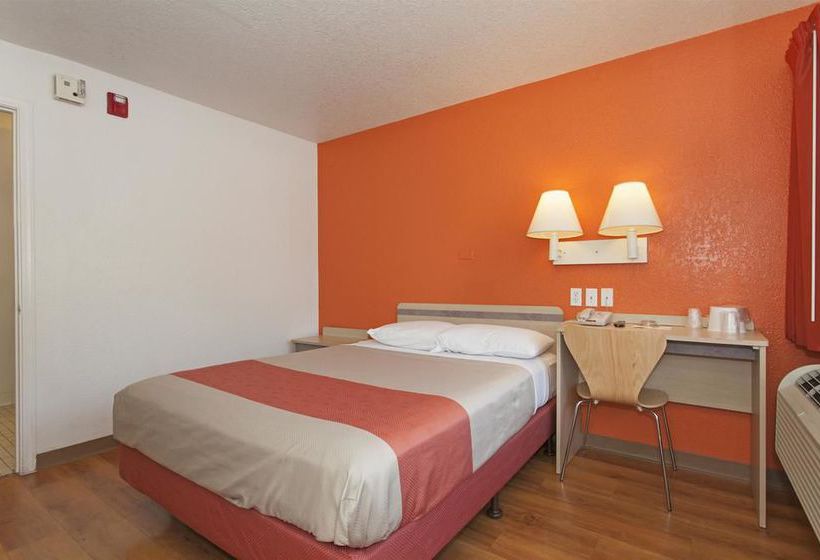 Motel 6 Sacramento Downtown  | Sacramento | California | United States 2