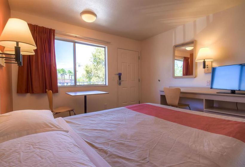 Motel 6 San Bernardino North  | San Bernardino | California | United States 10
