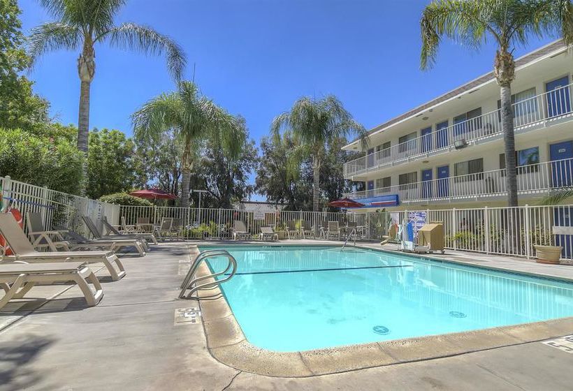 Motel 6 San Bernardino North  | San Bernardino | California | United States 16