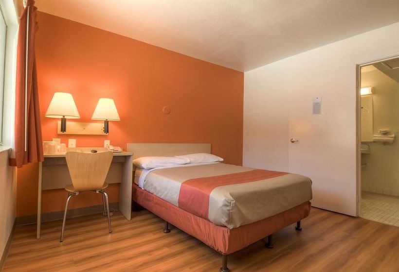 Motel 6 San Bernardino North  | San Bernardino | California | United States 3