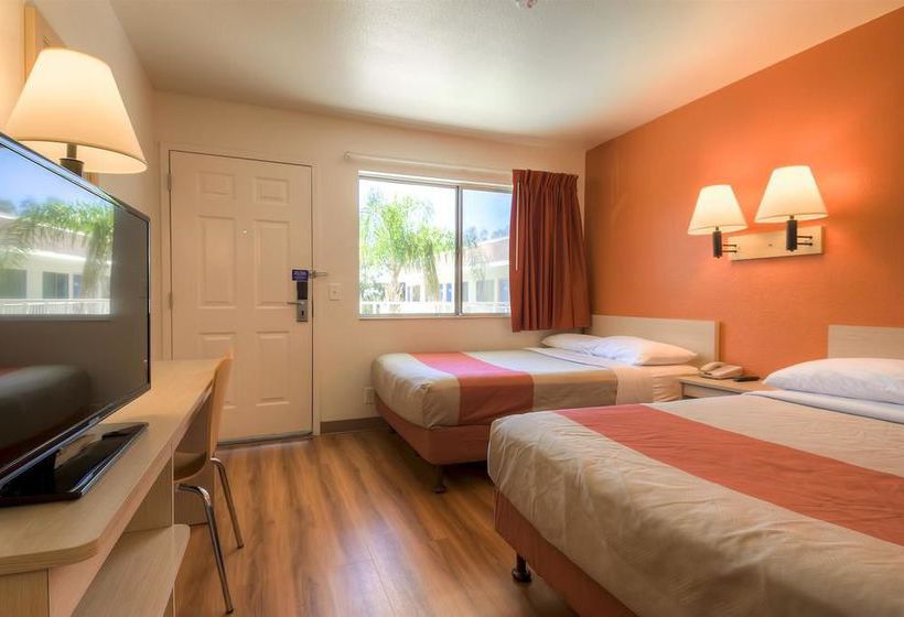 Motel 6 San Bernardino North  | San Bernardino | California | United States 8