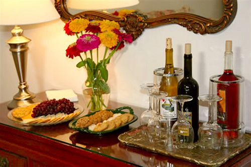 Bed and Breakfast Mirabelle Inn And Restaurant  | Solvang | California | United States 3