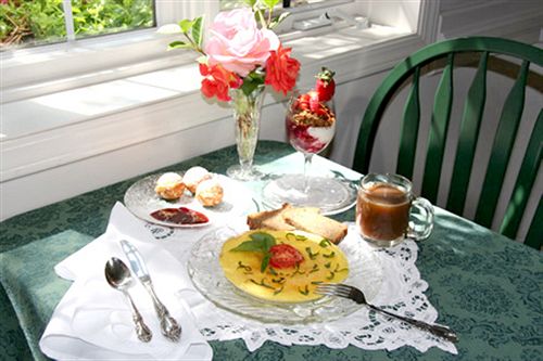 Bed and Breakfast Mirabelle Inn And Restaurant  | Solvang | California | United States 6