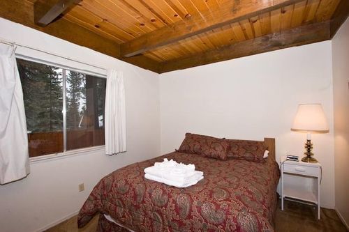 Hotel 1823 Hunkpapa St  | South Lake Tahoe | California | United States 6