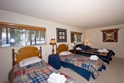 Hotel 1682 Tionontati St  | South Lake Tahoe | California | United States 11