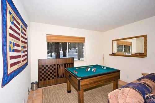 Hotel 1682 Tionontati St  | South Lake Tahoe | California | United States 8