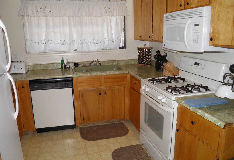 Hotel 1028 Silverwood Circle  | South Lake Tahoe | California | United States 5