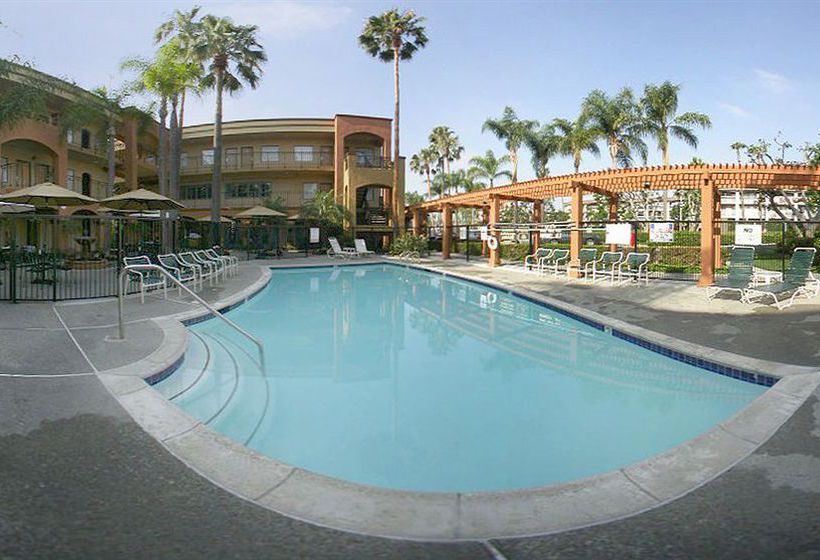 CW Suites Hotel John Wayne Airport  | Santa Ana | California | United States 4