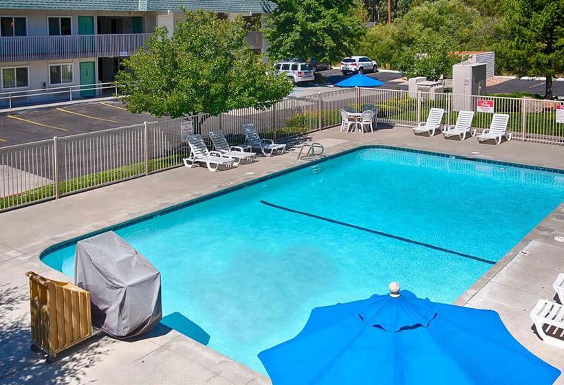 Motel 6 South Lake Tahoe  | South Lake Tahoe | California | United States 19