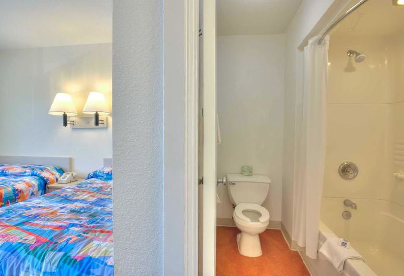 Motel 6 South Lake Tahoe  | South Lake Tahoe | California | United States 5