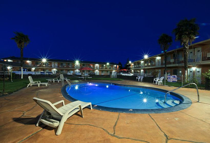 The M Star Hotel  | Red Bluff | California | United States 8