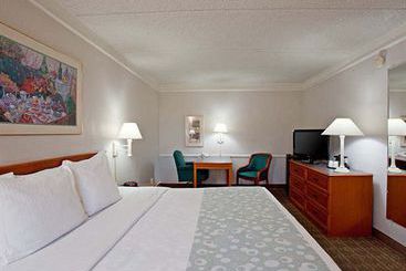 Hotel La Quinta Motor Inn  | San Bernardino | California | United States 16