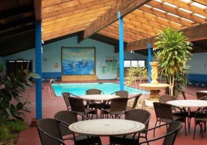 Hotel Courtesy Inn  | San Simeon | California | United States 3