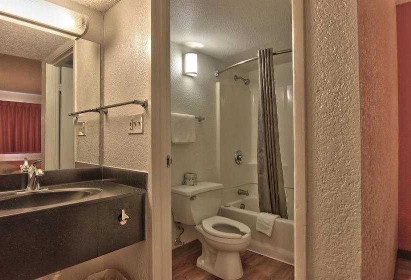 Motel 6 Old Sacramento North  | Sacramento | California | United States 17