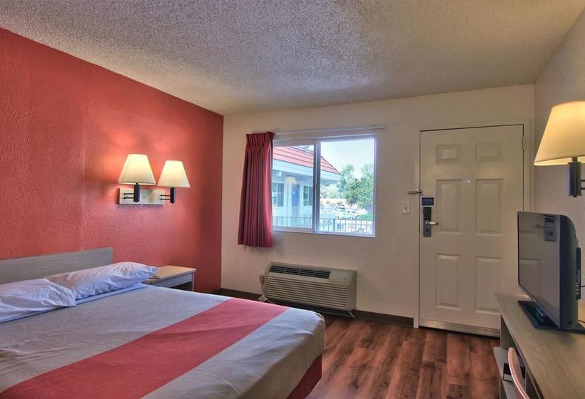 Motel 6 Old Sacramento North  | Sacramento | California | United States 9