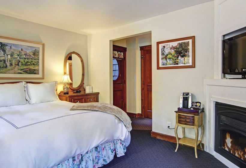 Hotel Babbling Brook Inn  | Santa Cruz | California | United States 13