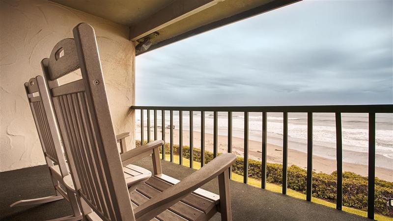 Cavalier Oceanfront Resort   | San Simeon | California | United States 12