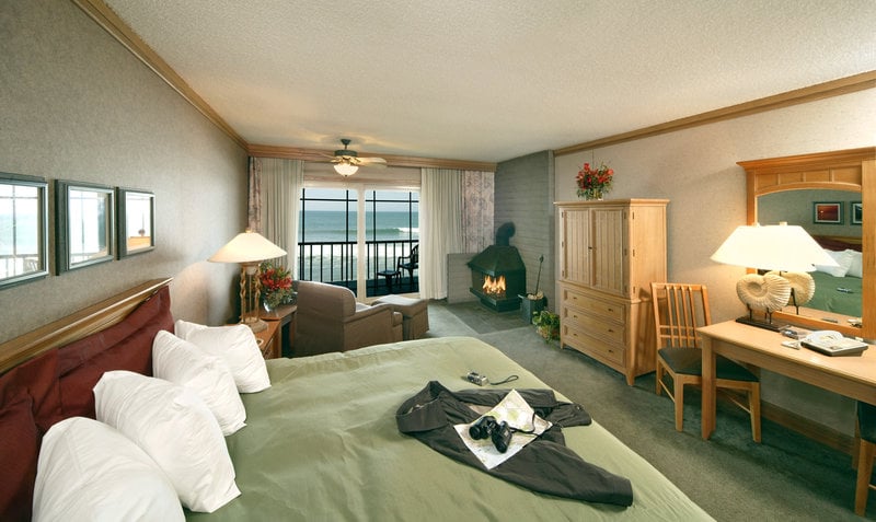 Cavalier Oceanfront Resort   | San Simeon | California | United States 5