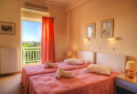 Hotel Taxiarhis  | Vartholomio | Peloponnese | Greece 12