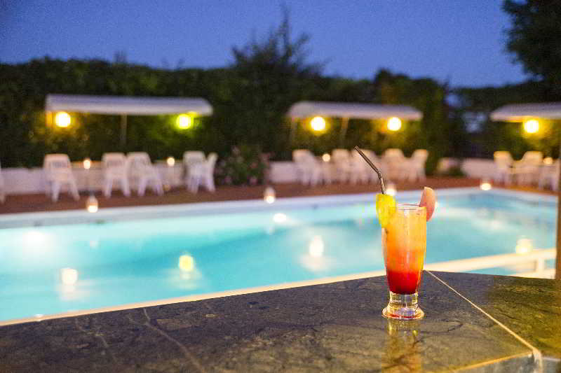 Hotel Taxiarhis  | Vartholomio | Peloponnese | Greece 6