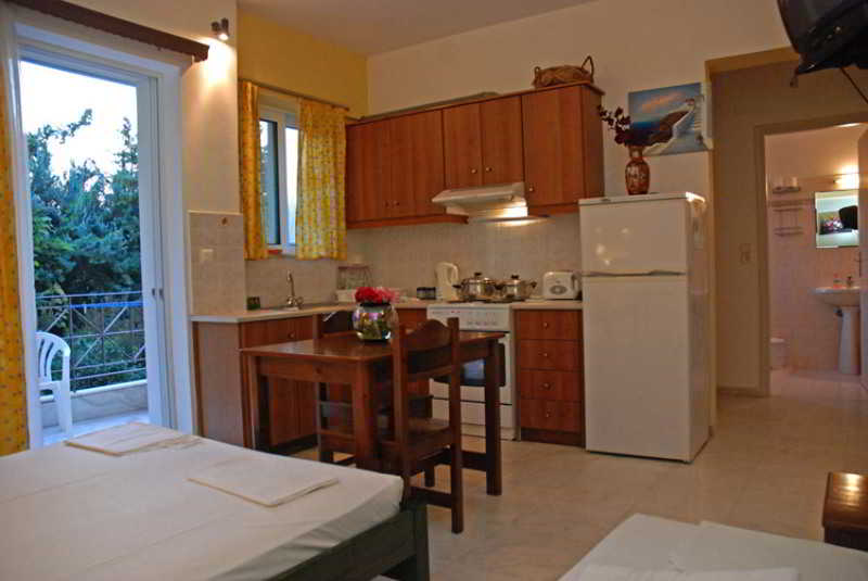 Aretimaria Apartments  | Gytheio | Peloponnese | Greece 3