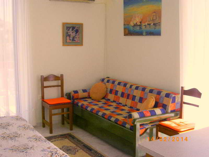 Aretimaria Apartments  | Gytheio | Peloponnese | Greece 7