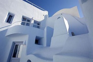 Hotel Ikastikies Suites  | Firostefani | Santorini | Greece 1