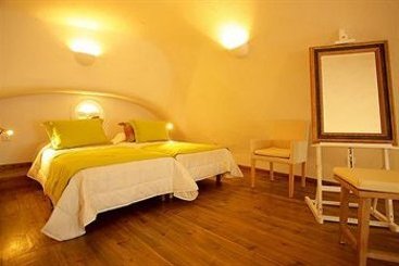 Hotel Ikastikies Suites  | Firostefani | Santorini | Greece 3