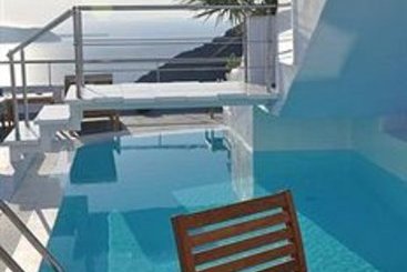 Hotel Ikastikies Suites  | Firostefani | Santorini | Greece 5