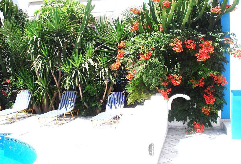 Inn Pension George  | Karterados | Santorini | Greece 1