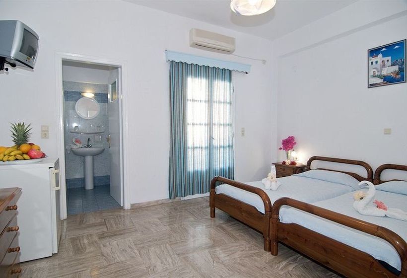 Inn Pension George  | Karterados | Santorini | Greece 14