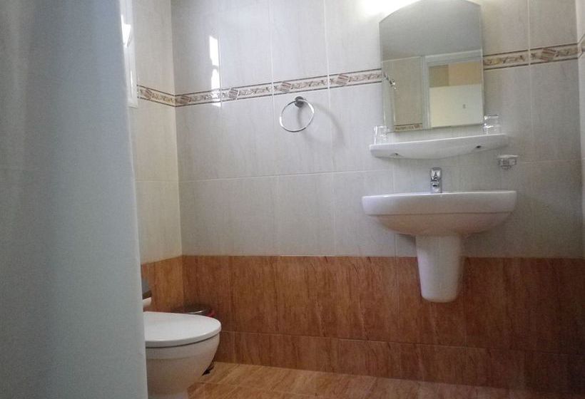 Inn Pension George  | Karterados | Santorini | Greece 18