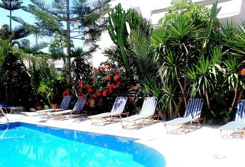 Inn Pension George  | Karterados | Santorini | Greece 2