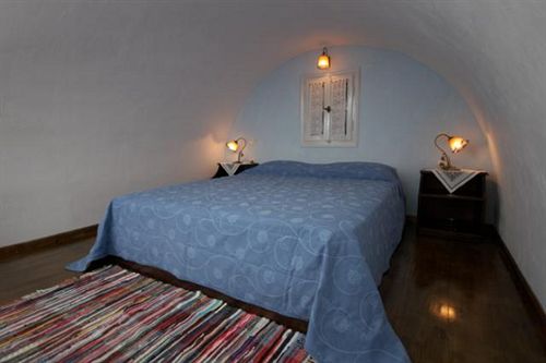 Villa Anemoessa  | Oia | Santorini | Greece 4