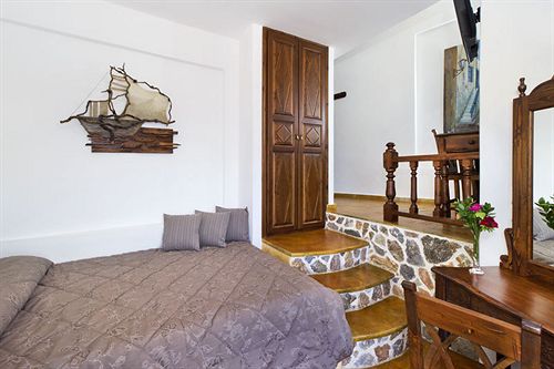 Smaro Studios  | Firostefani | Santorin | Griechenland 16