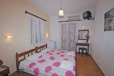 Pensión Christina  | Karterados | Santorini | Greece 1