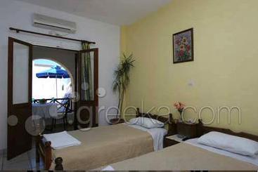 Pension Stella  | Karterados | Santorini | Greece 6