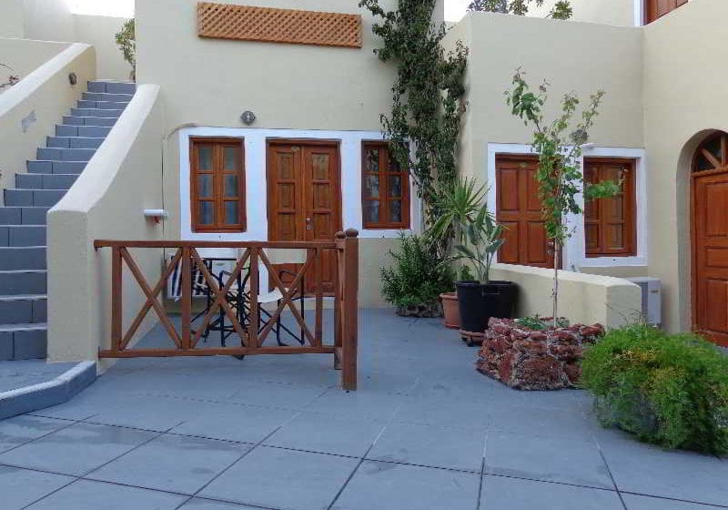 Ersi Villas  | Firostefani | Santorini | Greece 11