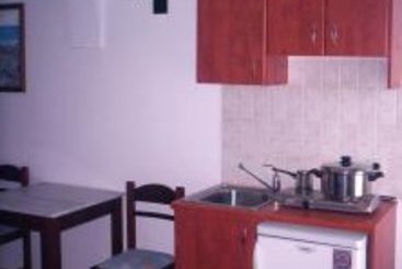 Emmanuela Studios  | Karterados | Santorini | Greece 1