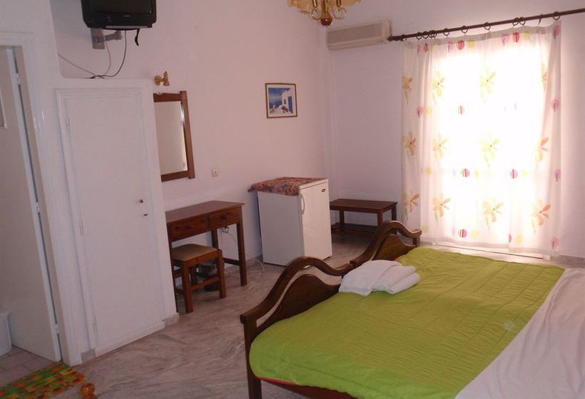 Hotel Anna Pension  | Karterados | Santorini | Greece 12