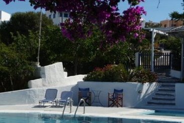 Hotel Caveland  | Karterados | Santorini | Greece 3