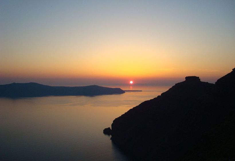 Sunrise Hotel  | Fira | Santorini | Greece 8