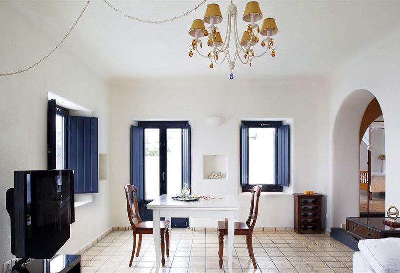 Hotel Homeric Poems  | Firostefani | Santorini | Greece 10